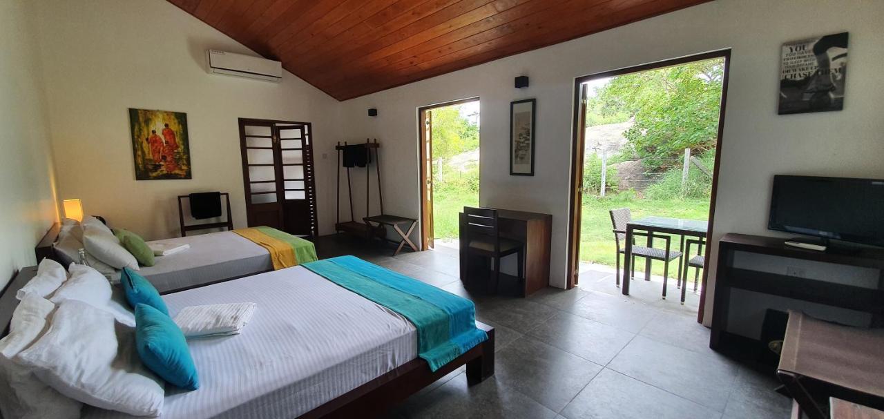 Ocean Cottage Kalametiya Exterior photo